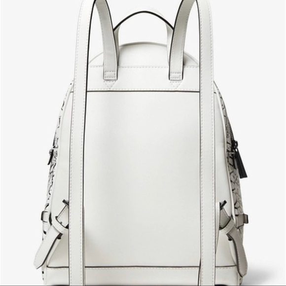 NEW Michael Kors Newsprint Rhea Backpack - Picture 3 of 4